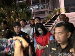 Ibu Ronald Tannur Jadi Tersangka Kasus Suap Hakim, Disel di Rutan Surabaya