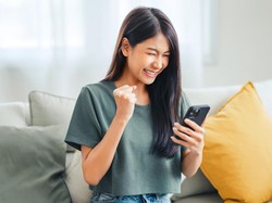 4 Cara Menghidupkan HP Android Tanpa Tombol Power