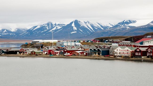 Cecilia Blomdahl, seorang fotografer asal Swedia, berbagi cerita saat memilih tinggal di Svalbard yang berlokasi di kawasan paling utara dunia.
