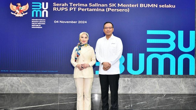 Kementerian BUMN mengubah susunan pimpinan Pertamina melalui RUPS pada Senin (04/11), terkait pengangkatan Direktur Utama dan Dewan Komisaris.