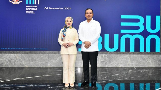 Susunan direksi dan komisaris Pertamina terbaru usai Erick menunjuk Simon Aloysius jadi dirut dan Iwan Bule sebagai komut.