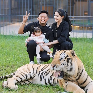 Tak Pakai Jasa Babysitter, Denny Caknan Puji Sifat Bella Bonita yang Dinilai Keibuan