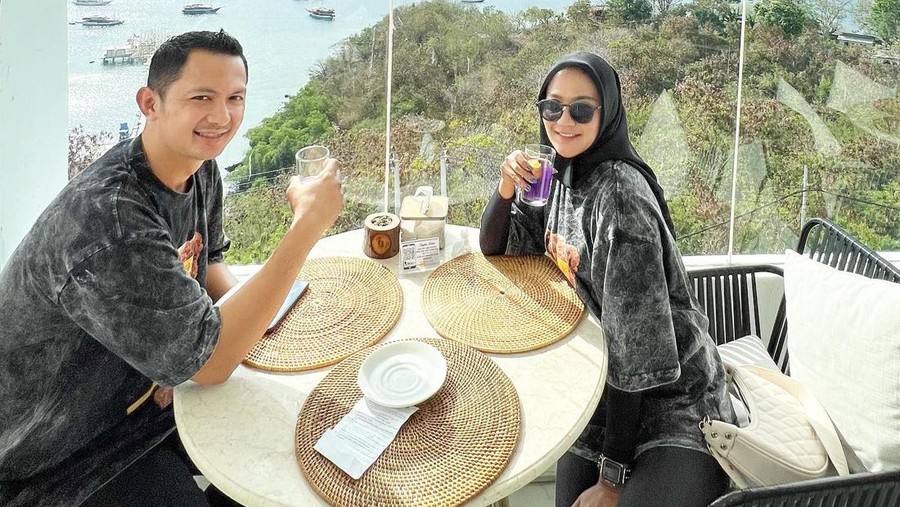 Siti Septi Ariyanti dan Bimo Aryo Tejo Siti Septi Ariyanti dan Bimo Aryo Tejo
