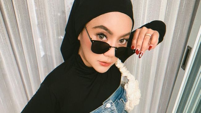 Profil dan Agama Siti Septi Selebgram Viral Ngaku Diselingkuhi Saat Umroh