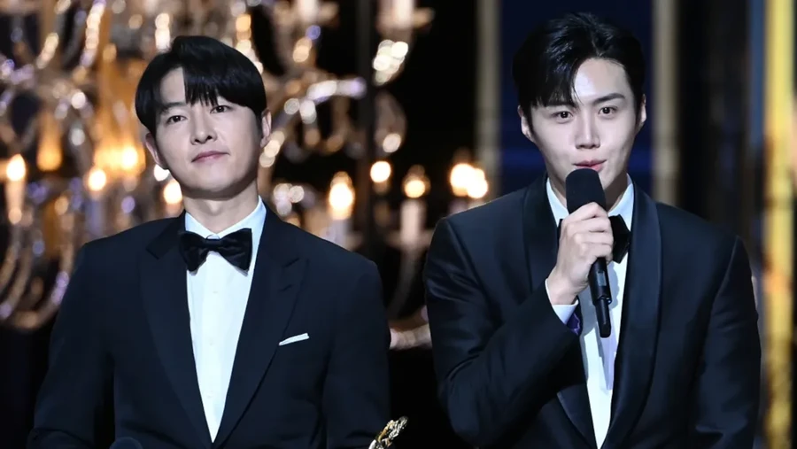 Song Joong Ki dan Kim Seon Ho