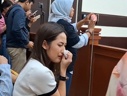 Video: Tamara Tyasmara Didampingi Psikolog-Psikiater Selama Persidangan Dante