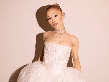img-title Fokus Berakting untuk 10 Tahun Mendatang, Ini Janji Ariana Grande ke Fans