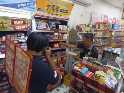 Perampok Bersenpi Sasar Minimarket di Jombang, Gasak Uang Rp 62 Juta