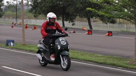 Honda Akui Bahan Bakar Bioetanol Jadi Solusi Tekan Emisi Sepeda Motor