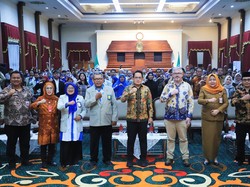 Pj Gubernur Jatim Harap DPD Gerkatin Jadi Jembatan Kebutuhan Tuna Rungu