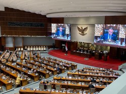 292 Anggota DPR Hadiri Rapat Paripurna Naturalisasi Kevin Diks dkk
