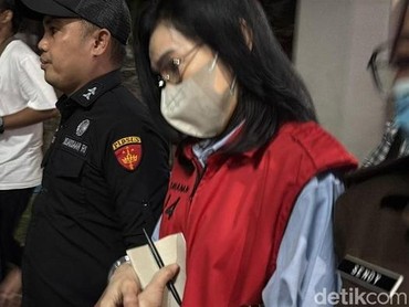 img-title Tampang Ibu Ronald Tannur Pakai Rompi Tahanan Usai Jadi Tersangka Suap Hakim
