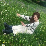 Get The Look: Tampil Kasual dengan Cardigan ala Baifern Pimchanok