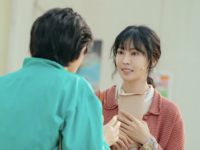 Karakter Han Jeong Suk digambarkan sebagai wanita pekerja keras yang berani mengambil langkah meskipun telah dikhianati oleh suami dan sahabatnya./ foto: instagram.com/jtbcdrama