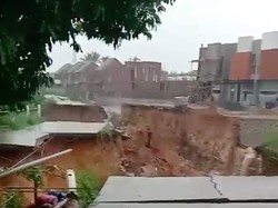 Video Pemkab Tangerang Ungkap Dugaan Awal Penyebab Longsor di Rancahaur