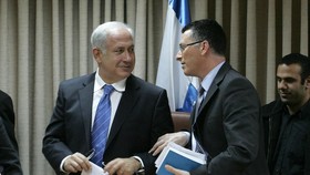 Netanyahu Tunjuk Eks Rival Gideon Saar Jadi Menlu Baru Israel