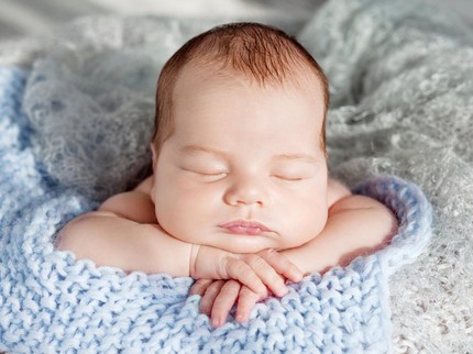 100 Inspirasi Nama Bayi Laki-laki Lahir Bulan April dan Artinya, Penuh Makna Bun!