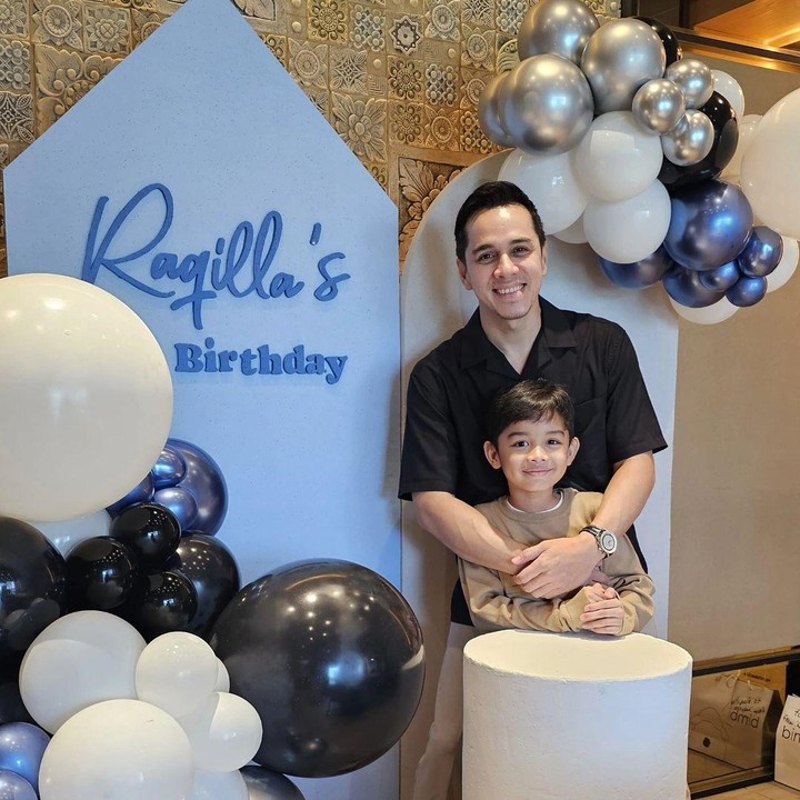 <p>Belum lama ini, diketahui Rio menemani sang putra, Raqilla Shaqufta Stokhort, mengikuti perlombaan futsal Global Sevilla Primary Cup 2024. Dalam kompetisi ini, Si Kecil memenangkan juara kedua. (Foto: Instagram: @rio.stokhorst)</p>