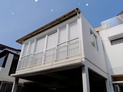7 Potret Rumah Hesti Purwadinata, Ada Studio Kayu untuk Sang Suami Edo Borne