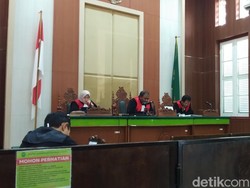 Hakim Tolak Eksepsi Sejoli Mahasiswa Pembunuh Nenek Tarimah di Makassar