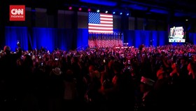 VIDEO: Massa Pendukung Bersorak Sorai Rayakan Keunggulan Trump