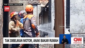 VIDEO: Tak Dibelikan Motor, Anak Bakar Rumah