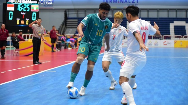 Timnas Futsal Indonesia akan berhadapan dengan Thailand pada babak semifinal Piala AFF Futsal 2024. Berikut jadwal pertandingannya.