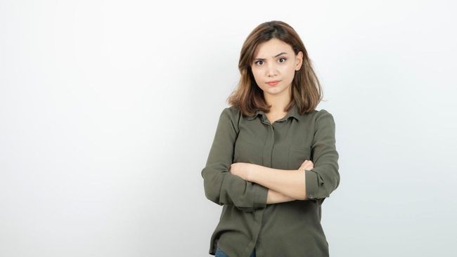4 Zodiak yang Terlihat Cuek, Padahal Aslinya Baik Hati!