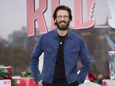 Alasan Chris Evans Absen di Premiere Cannes 2025