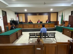 Legislator Pasangkayu Bagi Duit di Kampanye Paslon Pilgub Divonis 3 Bulan Bui