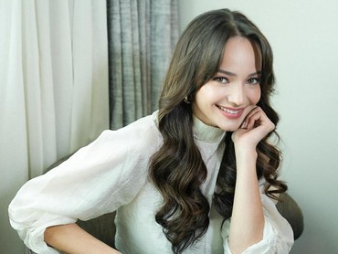 img-title Enzy Storia Bongkar Sikap Unik Vincent Rompies Saat Syuting yang Bikin Heran