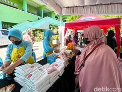 Harga Bahan Pokok di GPM Mataram: Beras Rp 11.600/Kg-Telur Rp 45 Ribu/Tray