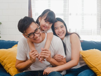 10 Cara Menjadi Ayah yang Baik dan Suami yang Hebat