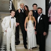 Beranjak Dewasa, Intip Outfit Feminin dan Elegan Harper Seven Beckham