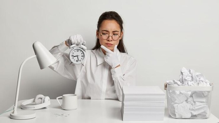 img-title 5 Daftar Negara dengan Jam Kerja Terpanjang di Dunia, Indonesia Termasuk?