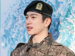 Video Selesai Wamil, Jinyoung Isyaratkan GOT7 Comeback