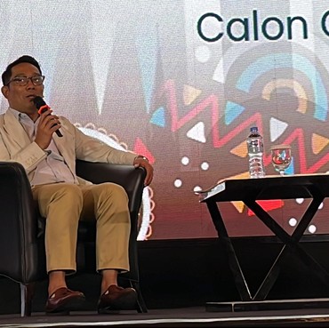 Viral Video Ridwan Kamil Protes Pesawat Delay di Bandara Bali