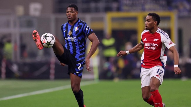 Inter Milan memanaskan persaingan di papan atas Liga Champions usai mengalahkan Arsenal 1-0 di Stadion Giuseppe Meazza, Kamis (7/11) dini hari WIB.