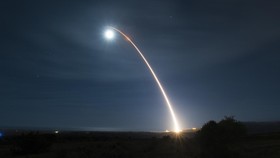 AS Uji Coba Rudal Balistik Minuteman III saat Pilpres AS