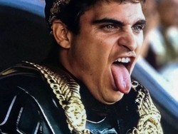 Ribut-ribut Joaquin Phoenix dan Russell Crowe di Gladiator