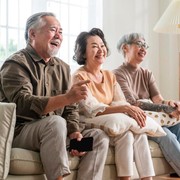 7 Barang yang Memiliki Makna Sentimental bagi Para Lansia