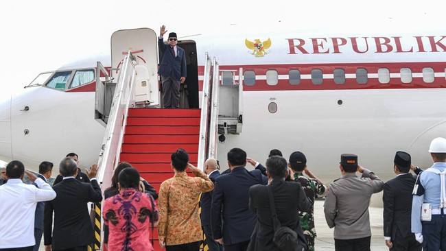 Prabowo Lakukan Kunjungan Kenegaraan ke Singapura Presiden RI Prabowo Subianto melakukan kunjungan kenegaraan ke Singapura, hari ini.