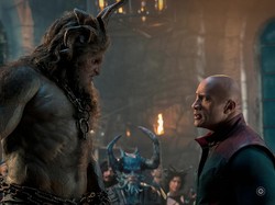Film Terbaru Dwayne Johnson, Red One Raup Rp 538 M