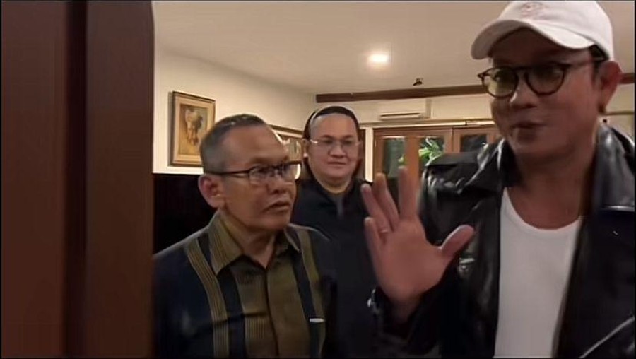 Rumah Farhat Abbas Rumah Farhat Abbas
