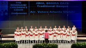 The Resonanz Children's Choir Juara Pertama di Tolosa Choral Contest