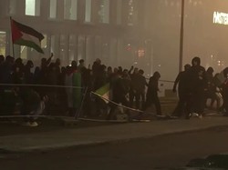 Video: Ribut-ribut Suporter Israel di Amsterdam Gegara Bakar Bendera Palestina
