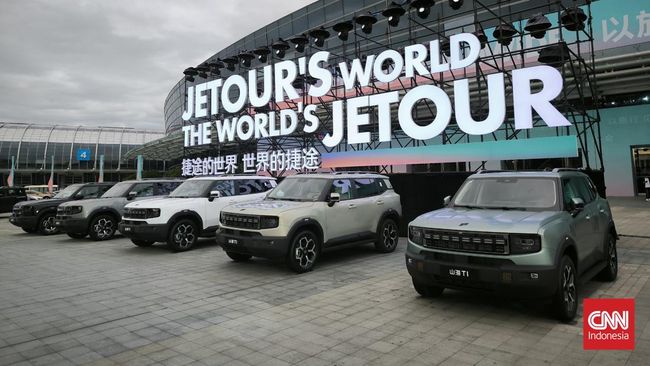 Why is Jetour different from other Chinese car brands in Indonesia?