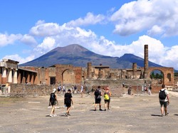 Pompeii, Kota Kuno Si Anti Overtourism