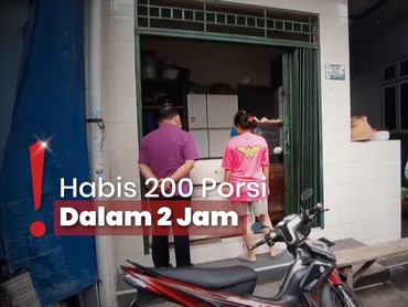 Cicip Nasi Uduk Legendaris Ibu Amah, Jual di Gang Sempit sejak 80-an