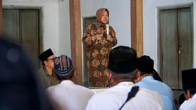Risma menyampaikan mimpi besarnya untuk memajukan pondok pesantren (ponpes) di Jatim agar semakin siap menghadapi era digital.